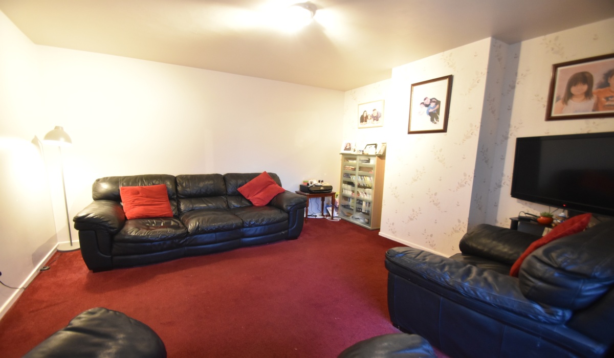 11 Birkhill Crescent, Bo'ness, 3 Bedrooms Bedrooms, ,1 BathroomBathrooms,Terraced,For Sale,Birkhill Crescent,1513