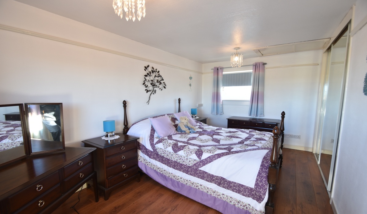 38 Gilchrist Crescent, Whitburn, 2 Bedrooms Bedrooms, ,2 BathroomsBathrooms,Semi Detached Villa,For Sale,Gilchrist Crescent,1514