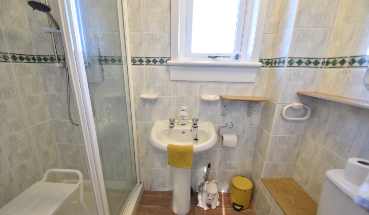 38 Gilchrist Crescent, Whitburn, 2 Bedrooms Bedrooms, ,2 BathroomsBathrooms,Semi Detached Villa,For Sale,Gilchrist Crescent,1514