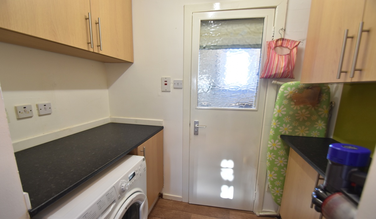 38 Gilchrist Crescent, Whitburn, 2 Bedrooms Bedrooms, ,2 BathroomsBathrooms,Semi Detached Villa,For Sale,Gilchrist Crescent,1514