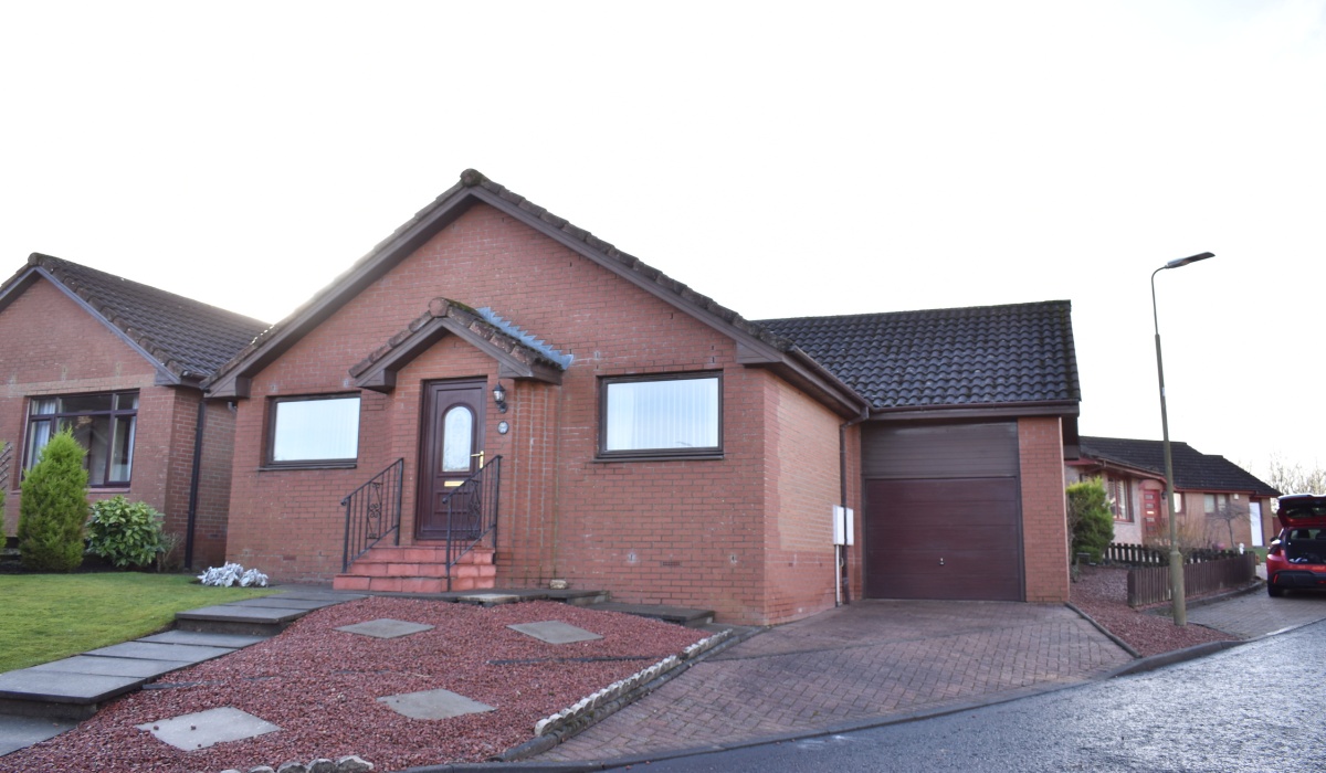 19 Almond Court, Livingston, 3 Bedrooms Bedrooms, ,1 BathroomBathrooms,Detached,For Sale,Almond Court,1516