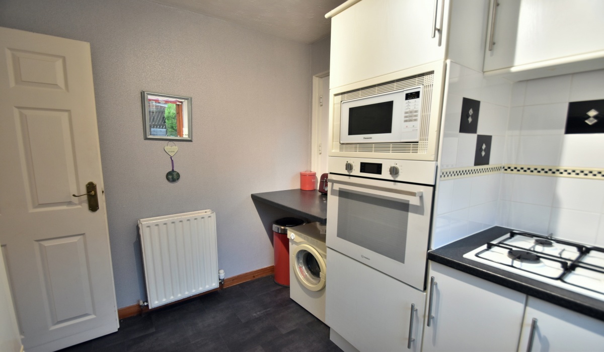 19 Almond Court, Livingston, 3 Bedrooms Bedrooms, ,1 BathroomBathrooms,Detached,For Sale,Almond Court,1516