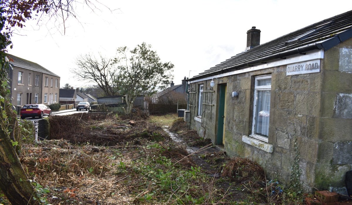 2 Quarry Road, Fauldhouse, 1 Bedroom Bedrooms, ,2 BathroomsBathrooms,Detached Cottage,For Sale,Quarry Road,1517