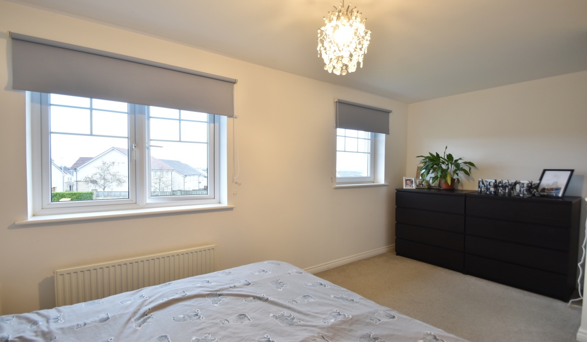12 Rigghouse View, Whitburn, EH47 0SE, 3 Bedrooms Bedrooms, ,2 BathroomsBathrooms,End Terraced Villa,For Sale,12 Rigghouse View, Whitburn, EH47 0SE,1519