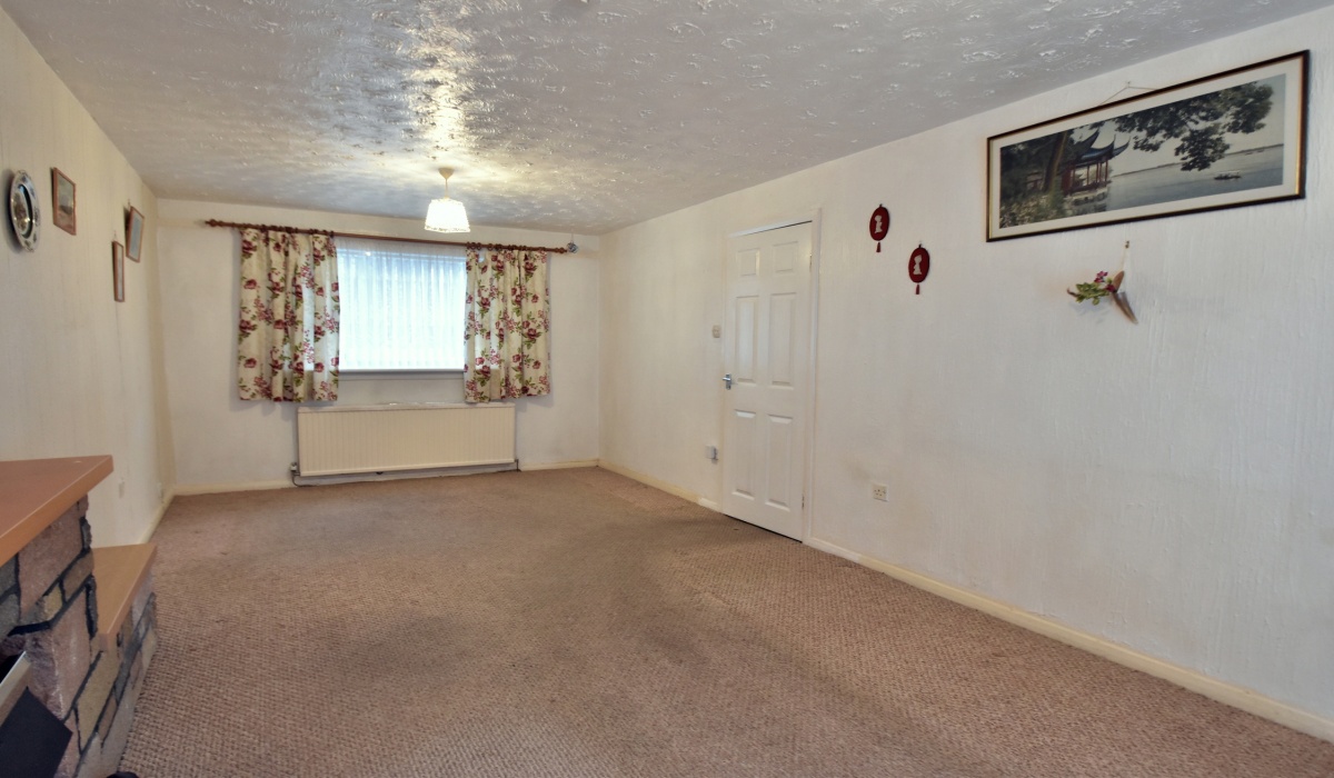 55 Mossbank, Ladywell, Livingston, EH54 6DZ, 3 Bedrooms Bedrooms, ,2 BathroomsBathrooms,End Terraced Villa,Under offer,55 Mossbank, Ladywell, Livingston, EH54 6DZ,1520