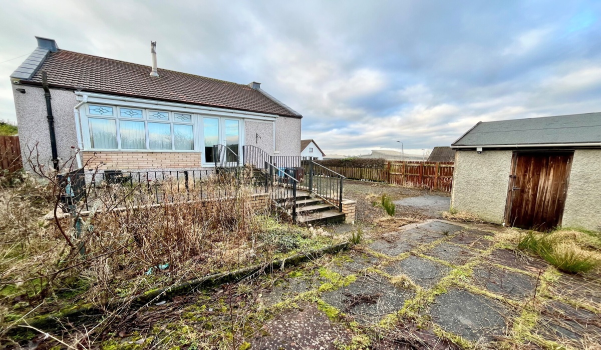 16 Rusell Street, Chapehall, 2 Bedrooms Bedrooms, ,1 BathroomBathrooms,Detached Bungalow,For Sale,Rusell Street,1521