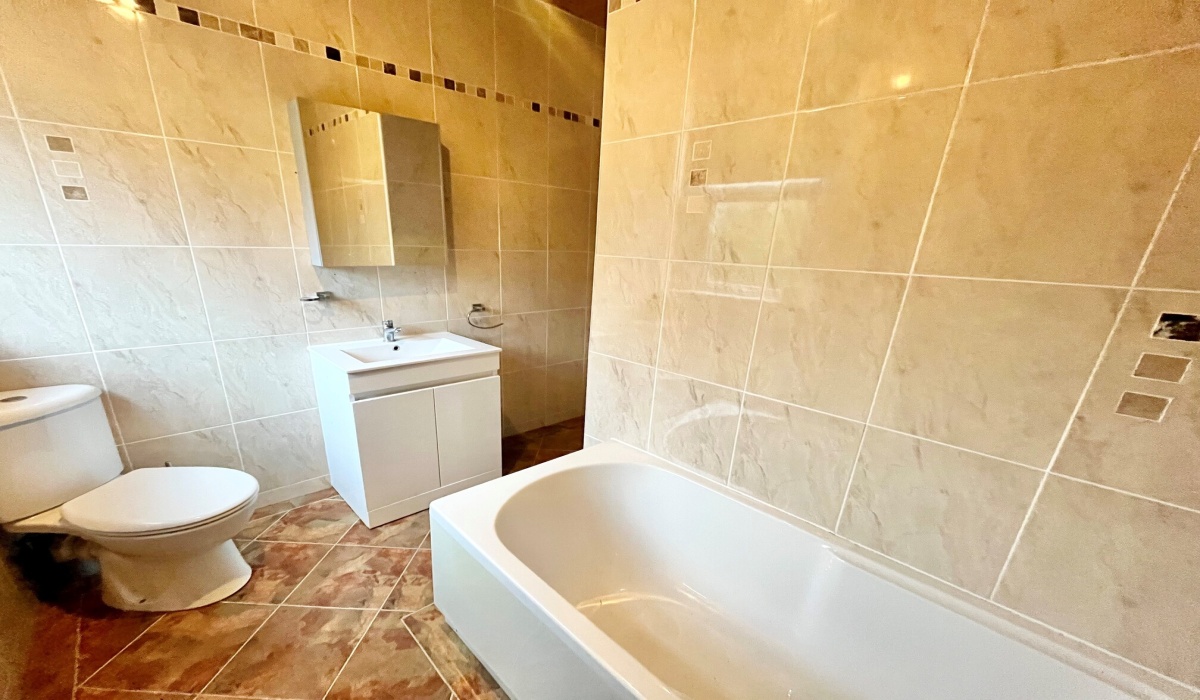 16 Rusell Street, Chapehall, 2 Bedrooms Bedrooms, ,1 BathroomBathrooms,Detached Bungalow,For Sale,Rusell Street,1521