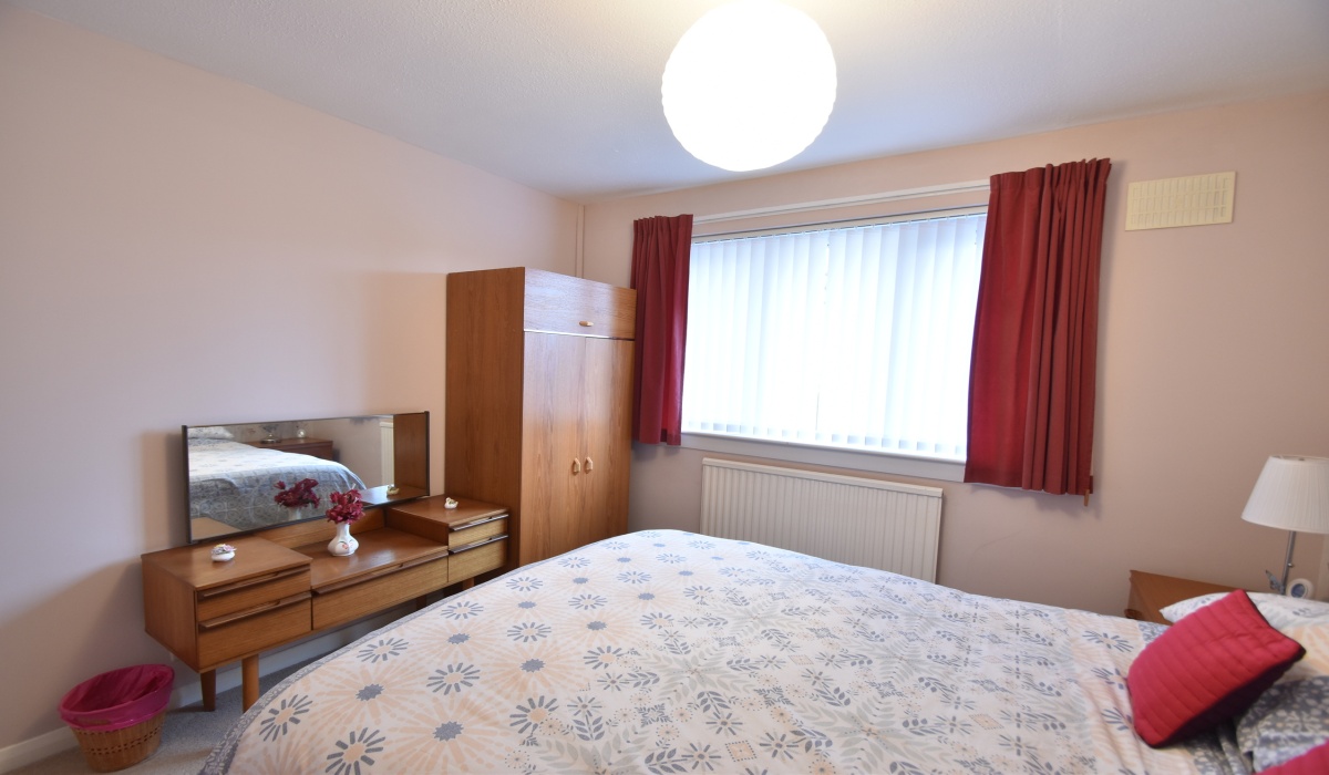 36 Galabraes Crescent, Bathgate, 2 Bedrooms Bedrooms, ,1 BathroomBathrooms,Semi-Detached Bungalow,For Sale,Galabraes Crescent,1526