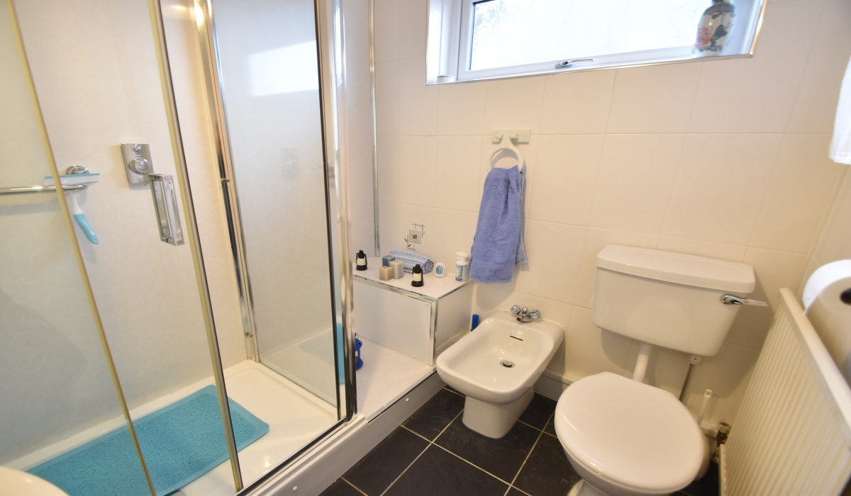 36 Galabraes Crescent, Bathgate, 2 Bedrooms Bedrooms, ,1 BathroomBathrooms,Semi-Detached Bungalow,For Sale,Galabraes Crescent,1526