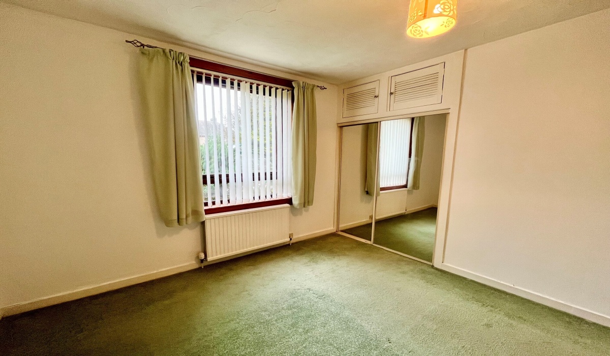 99 Parkhead Crescent, West Calder, 2 Bedrooms Bedrooms, ,Lower Flat,Under offer,Parkhead Crescent,1531