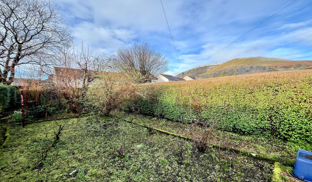 34 Stirling Street, Tillicoultry, 3 Bedrooms Bedrooms, ,2 BathroomsBathrooms,Semi Detached,Under offer,Stirling Street,1532