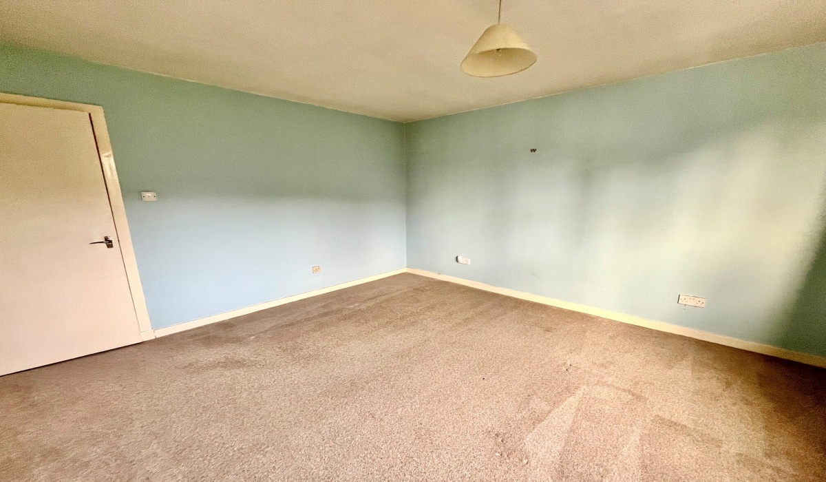 34 Stirling Street, Tillicoultry, 3 Bedrooms Bedrooms, ,2 BathroomsBathrooms,Semi Detached,Under offer,Stirling Street,1532