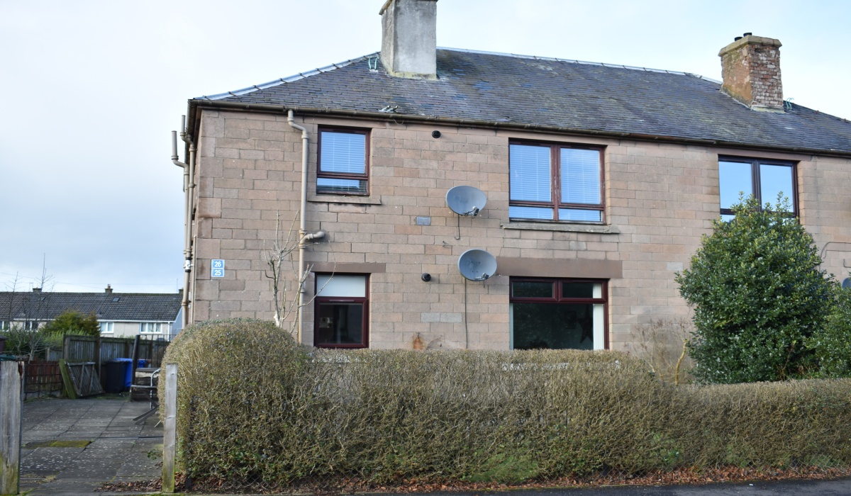 26 Parkhead Crescent, West Calder, 2 Bedrooms Bedrooms, ,1 BathroomBathrooms,Flat,Under offer,Parkhead Crescent,1533