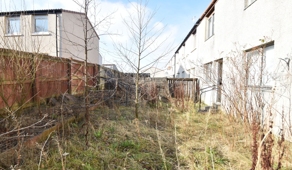 175 Clement Rise, Livingston, 3 Bedrooms Bedrooms, ,2 BathroomsBathrooms,End Terraced Villa,Under offer,Clement Rise,1539