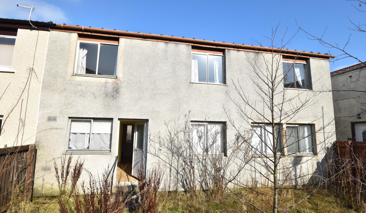 175 Clement Rise, Livingston, 3 Bedrooms Bedrooms, ,2 BathroomsBathrooms,End Terraced Villa,Under offer,Clement Rise,1539