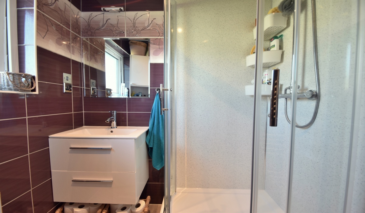 31 Craig Street, Blackridge, 2 Bedrooms Bedrooms, ,1 BathroomBathrooms,End Terraced Villa,For Sale,Craig Street,1543