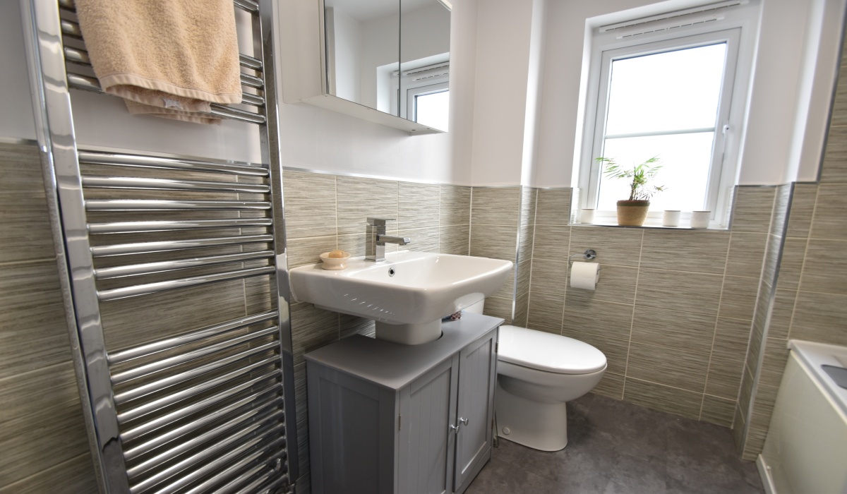 65 Howatston Court, Livingston, 3 Bedrooms Bedrooms, ,2 BathroomsBathrooms,Semi Detached Villa,For Sale,Howatston Court,1544