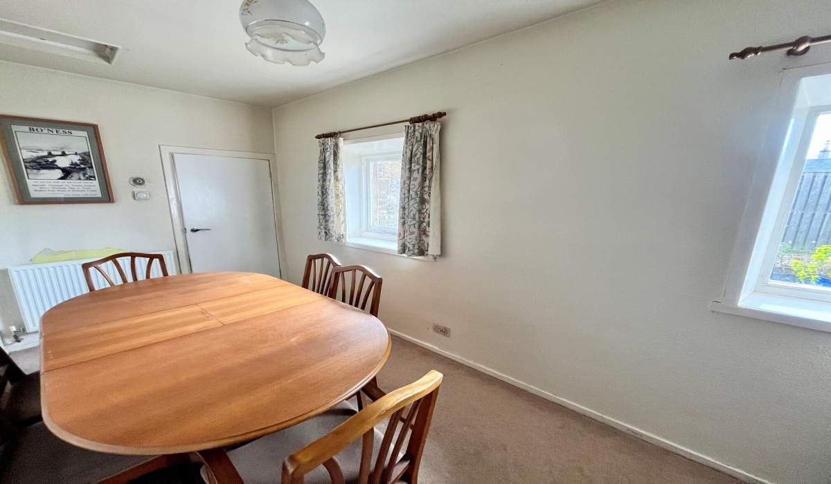 6 Hope Cottages, Bo'ness, 2 Bedrooms Bedrooms, ,2 BathroomsBathrooms,Cottage,For Sale,Hope Cottages,1550