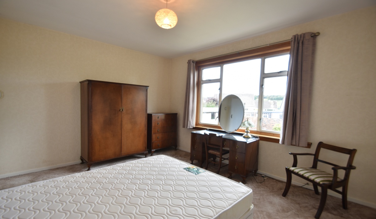 4 Main Street, Dechmont, EH52 6JZ, 3 Bedrooms Bedrooms, ,1 BathroomBathrooms,Detached Bungalow,For Sale,4 Main Street, Dechmont, EH52 6JZ,1551