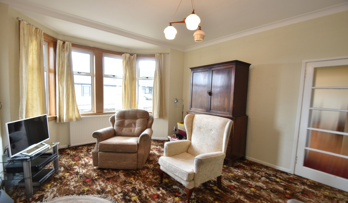 4 Main Street, Dechmont, EH52 6JZ, 3 Bedrooms Bedrooms, ,1 BathroomBathrooms,Detached Bungalow,For Sale,4 Main Street, Dechmont, EH52 6JZ,1551