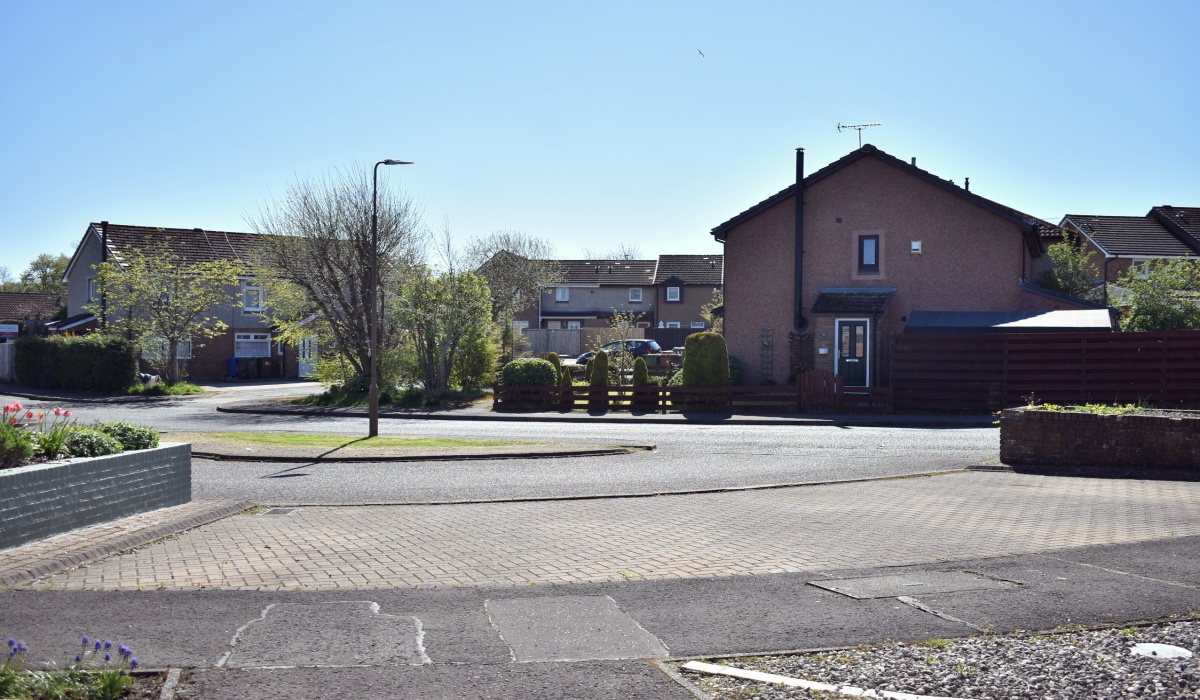 32 Young Crescent, Bathgate, EH48 2SL, 1 Bedroom Bedrooms, ,1 BathroomBathrooms,Lower Flat,For Sale,32 Young Crescent, Bathgate, EH48 2SL,1555