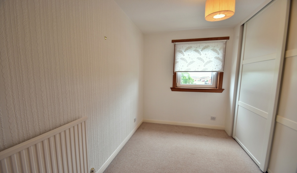 3 Hollybank Place, East Calder, West Lothian, 3 Bedrooms Bedrooms, 0 ,1 BathroomBathrooms,End Terraced Villa,Under offer,Hollybank Place,0,1556