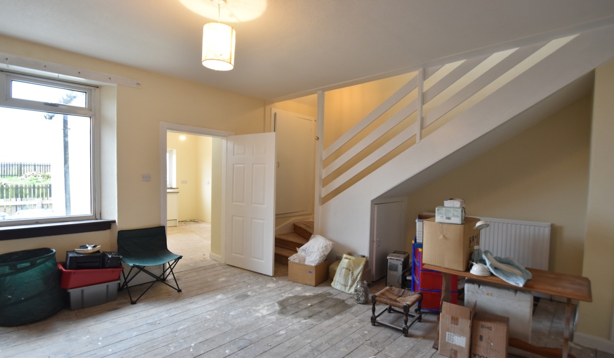 27 Woolfords, West Calder, South Lanarkshire, EH55, 3 Bedrooms Bedrooms, ,2 BathroomsBathrooms,Terraced,For Sale,27 Woolfords, West Calder, South Lanarkshire, EH55,1557