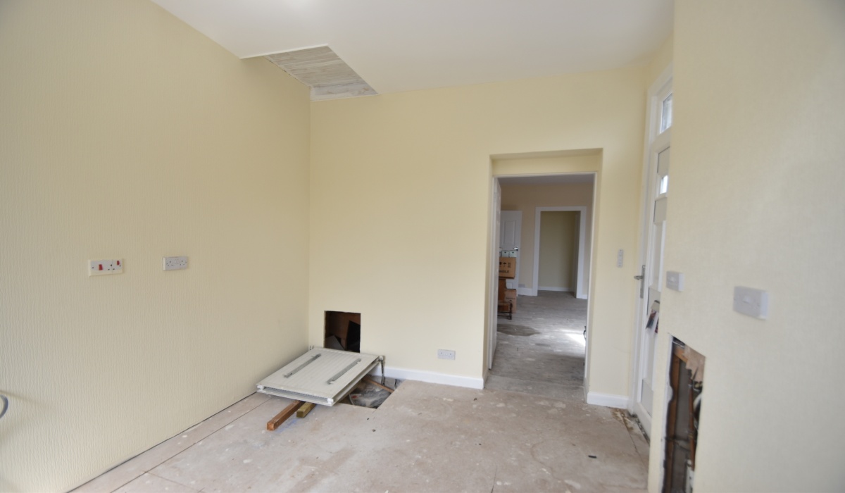 27 Woolfords, West Calder, South Lanarkshire, EH55, 3 Bedrooms Bedrooms, ,2 BathroomsBathrooms,Terraced,For Sale,27 Woolfords, West Calder, South Lanarkshire, EH55,1557