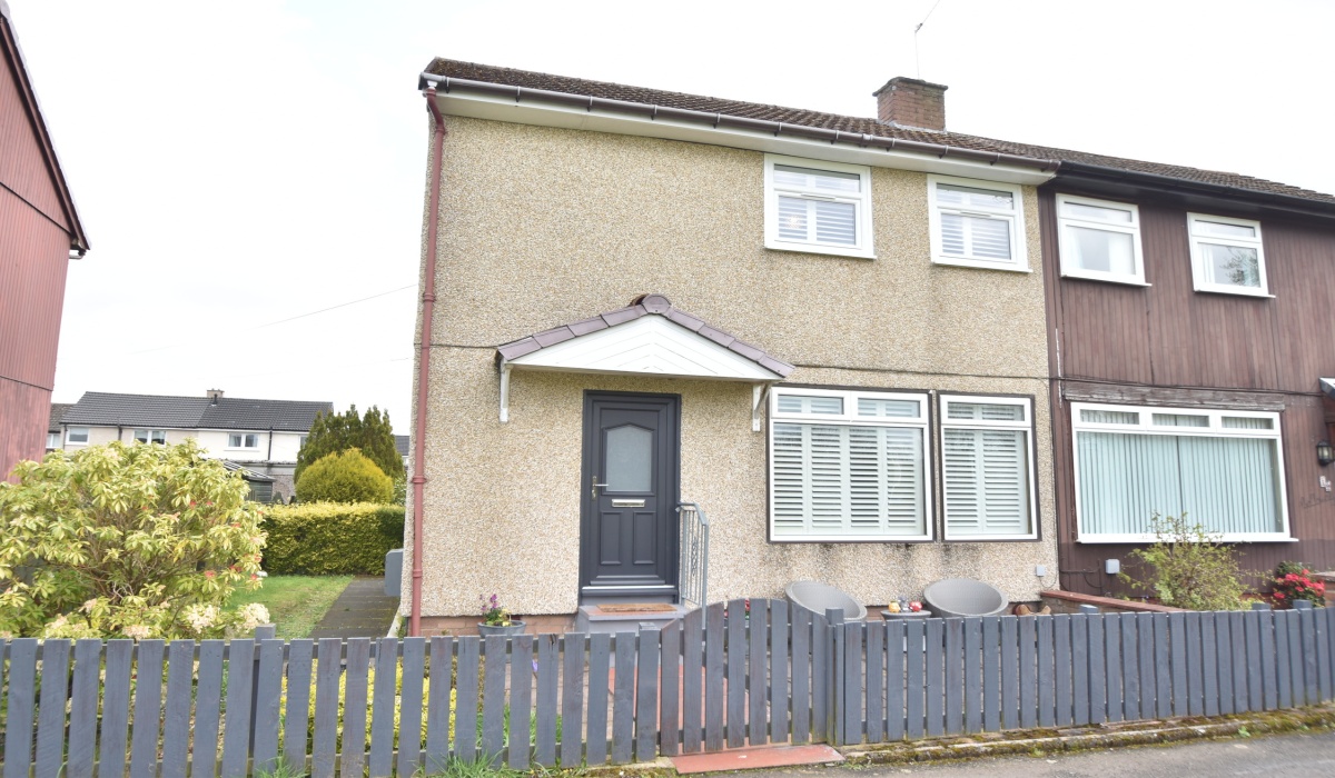 17 Briar Gardens, Whitburn, West Lothian, 2 Bedrooms Bedrooms, ,1 BathroomBathrooms,Semi Detached Villa,Under offer,Briar Gardens,1559