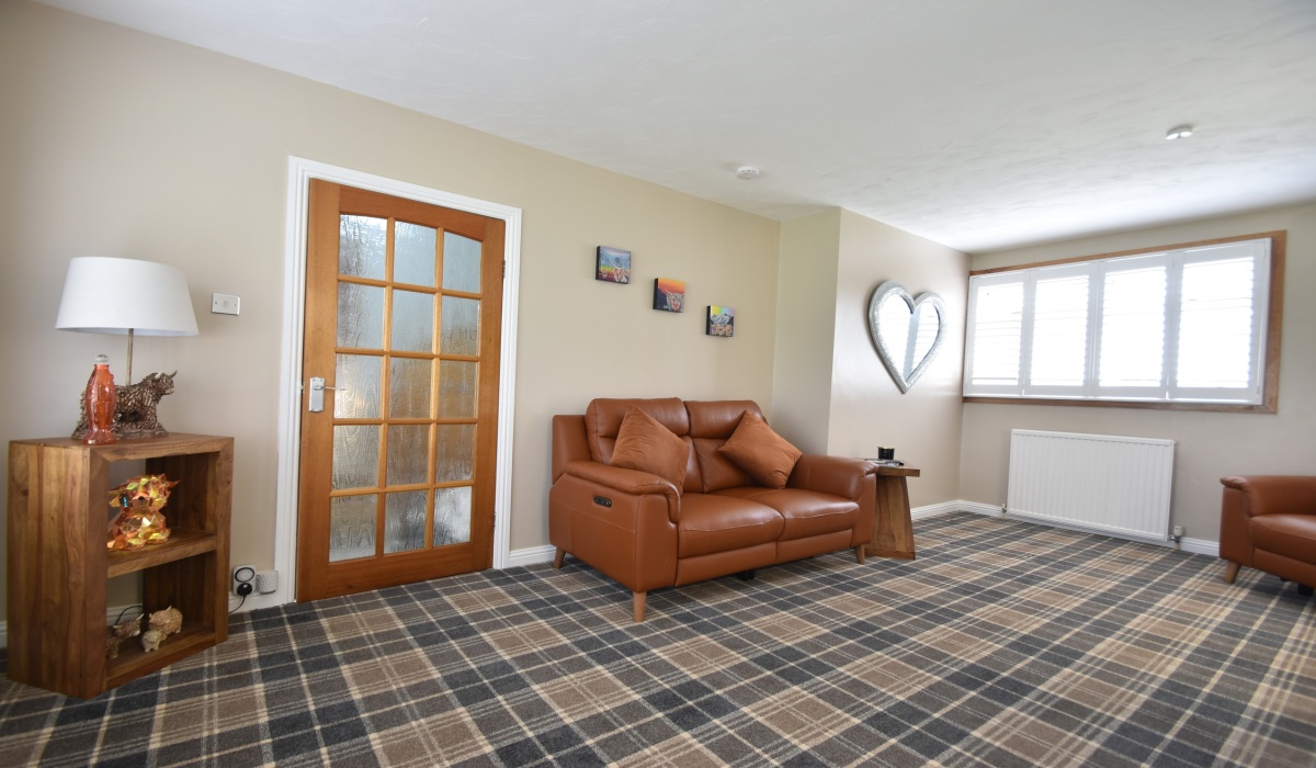 17 Briar Gardens, Whitburn, West Lothian, 2 Bedrooms Bedrooms, ,1 BathroomBathrooms,Semi Detached Villa,Under offer,Briar Gardens,1559