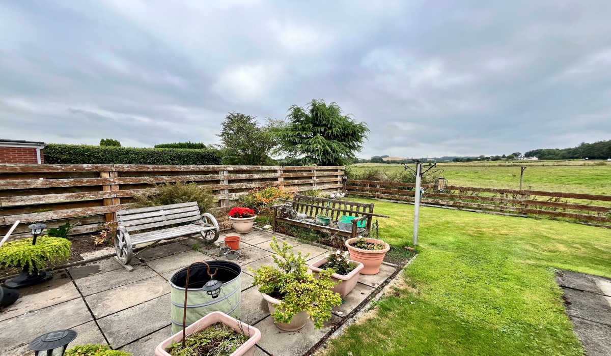 6 Ladywood, Clackmannan, Clackmannanshire, 3 Bedrooms Bedrooms, 0 ,1 BathroomBathrooms,Semi Detached Villa,Under offer,Ladywood,0,1560