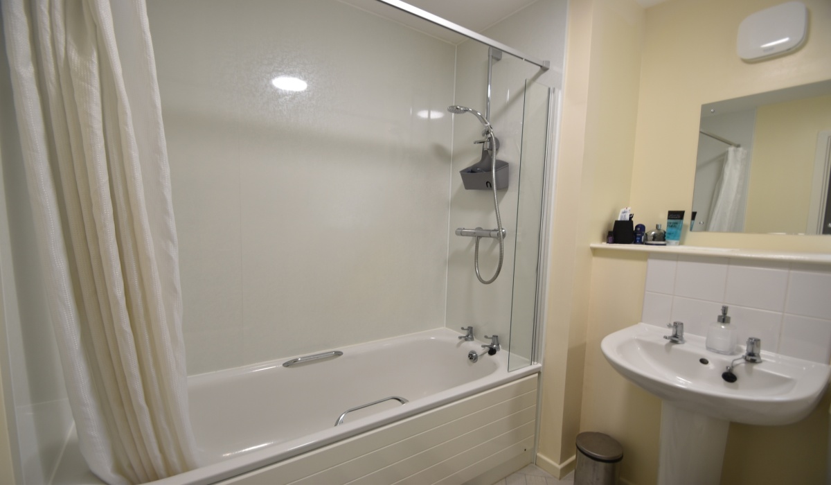 24 Albert Street, Harthill, ML7 5QG, 2 Bedrooms Bedrooms, ,1 BathroomBathrooms,Flat,For Sale,24 Albert Street, Harthill, ML7 5QG,1560