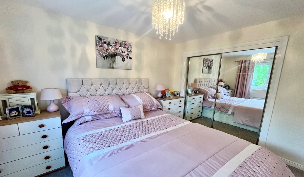 84 Haymarket Crescent, Livingston, EH54 8AU, 2 Bedrooms Bedrooms, ,1 BathroomBathrooms,Terraced,Under offer,84 Haymarket Crescent, Livingston, EH54 8AU,1561