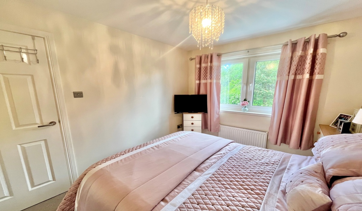 84 Haymarket Crescent, Livingston, EH54 8AU, 2 Bedrooms Bedrooms, ,1 BathroomBathrooms,Terraced,Under offer,84 Haymarket Crescent, Livingston, EH54 8AU,1561