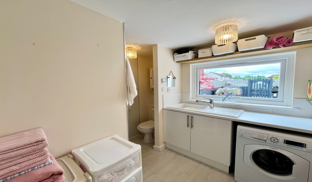24 Bryce Avenue, Carron, Falkirk, 3 Bedrooms Bedrooms, 0 ,1 BathroomBathrooms,Semi Detached Villa,For Sale,Bryce Avenue,0,1563