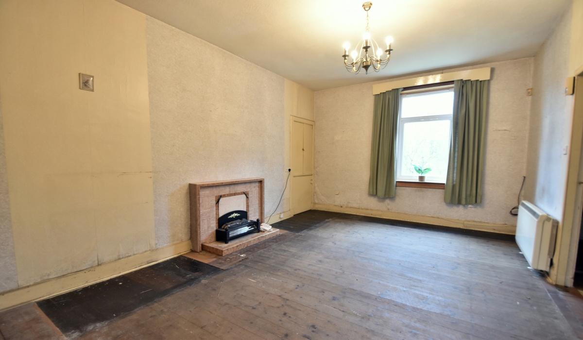 Viewfield Cottage, 33 Erskine Place, Pumpherston, 3 Bedrooms Bedrooms, ,1 BathroomBathrooms,Cottage,For Sale,Viewfield Cottage, 33 Erskine Place, Pumpherston, ,1565