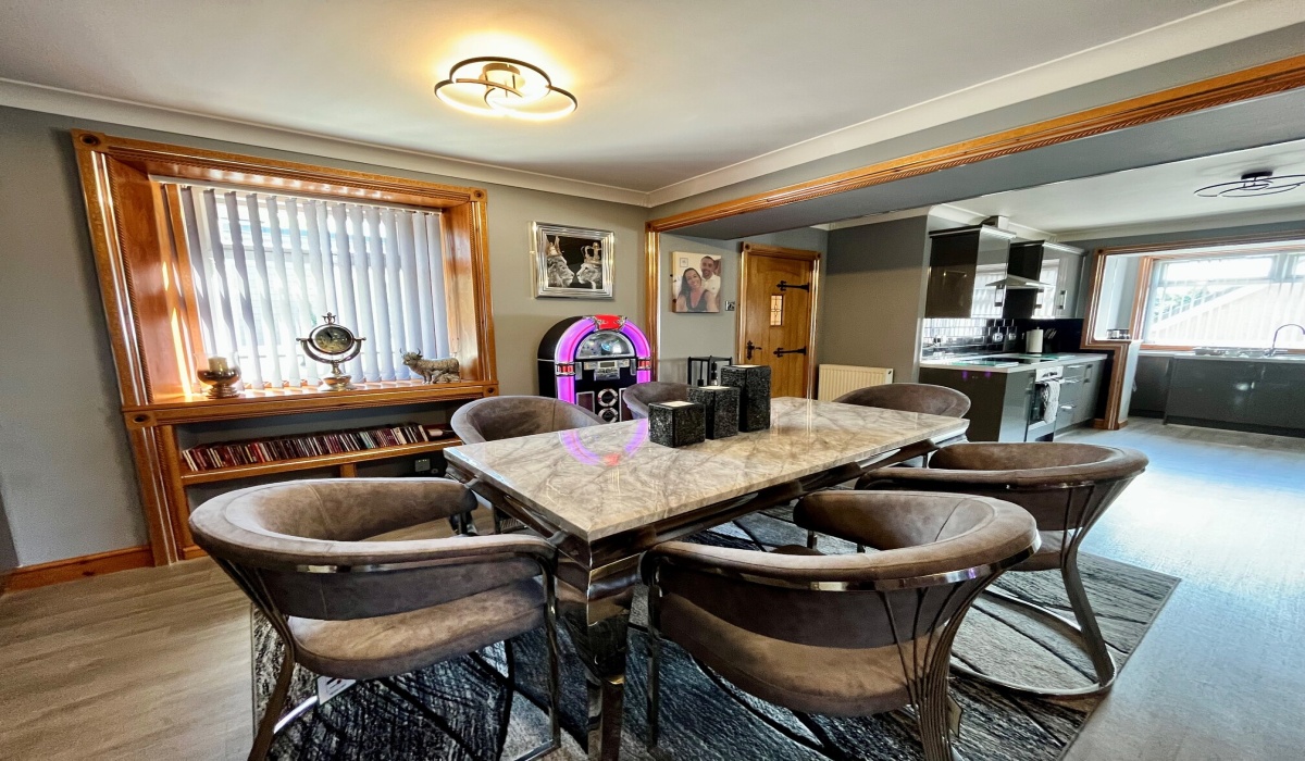 2 Bedrooms Bedrooms, ,2 BathroomsBathrooms,Cottage,For Sale,1567