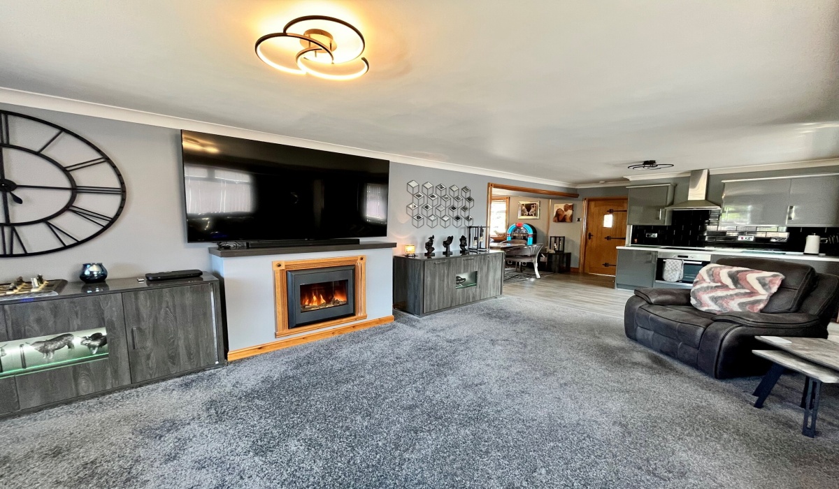 2 Bedrooms Bedrooms, ,2 BathroomsBathrooms,Cottage,For Sale,1567