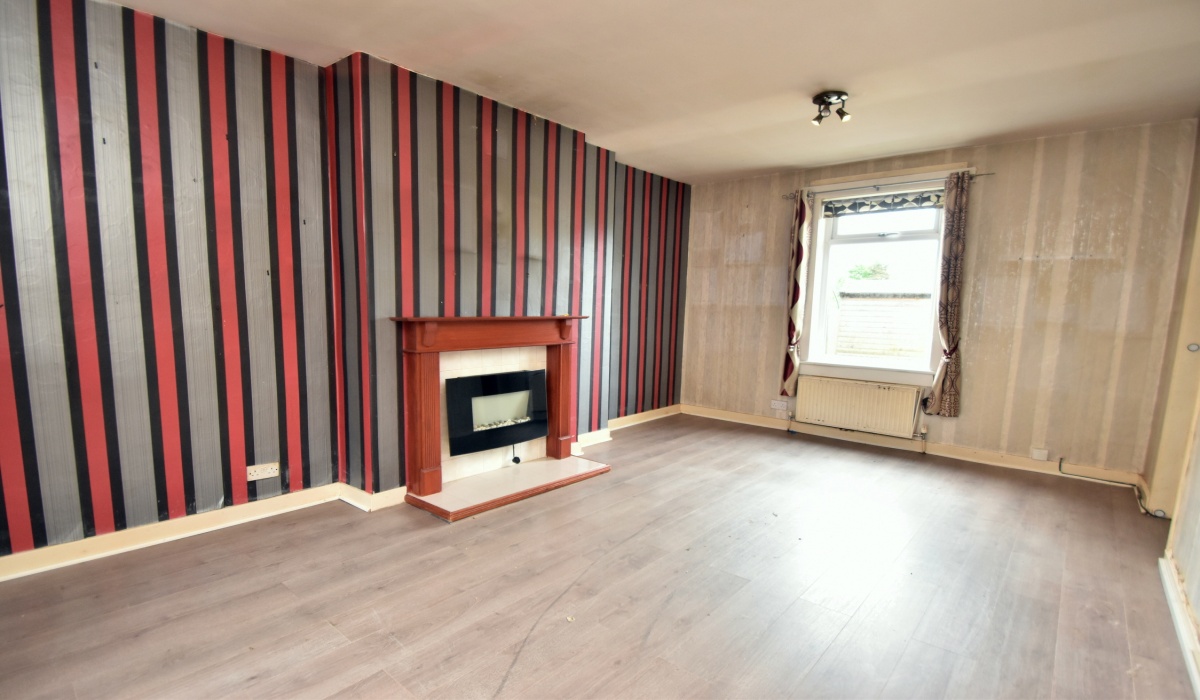 58 Moorelands Gardens, Addiewell, West Calder, 3 Bedrooms Bedrooms, ,1 BathroomBathrooms,Semi Detached Villa,For Sale,Moorelands Gardens,1568