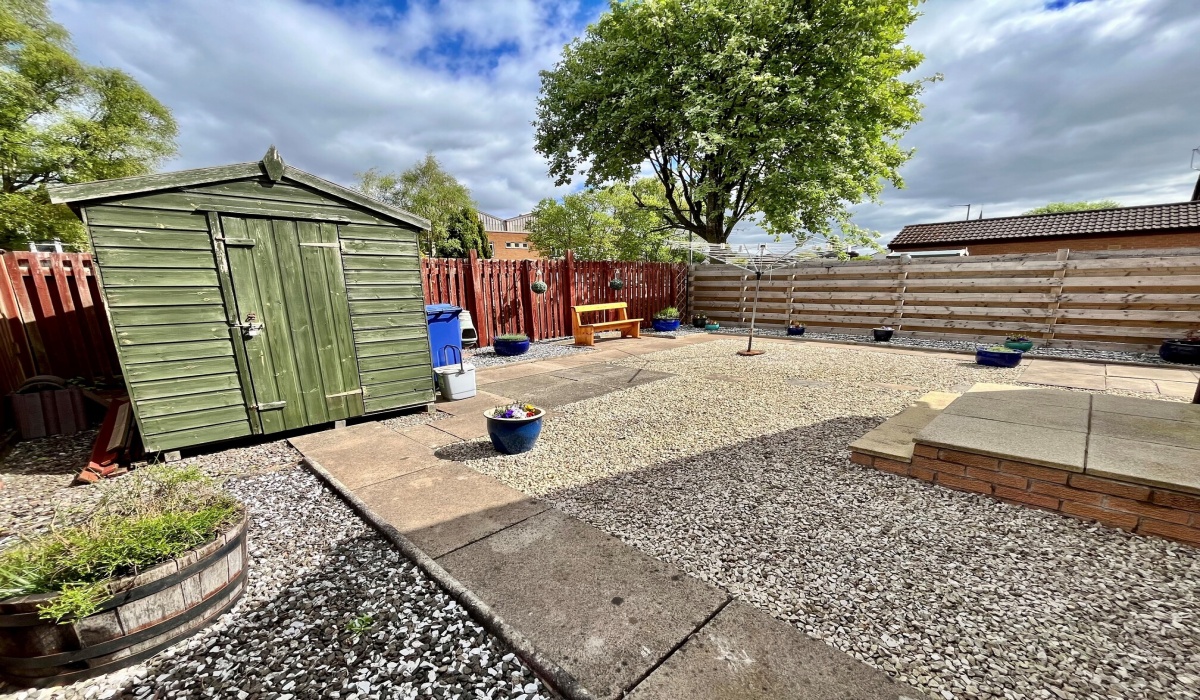 1 Munro Place, Alloa, FK10 1QT, 2 Bedrooms Bedrooms, ,1 BathroomBathrooms,Detached Bungalow,For Sale,1 Munro Place, Alloa, FK10 1QT,1569