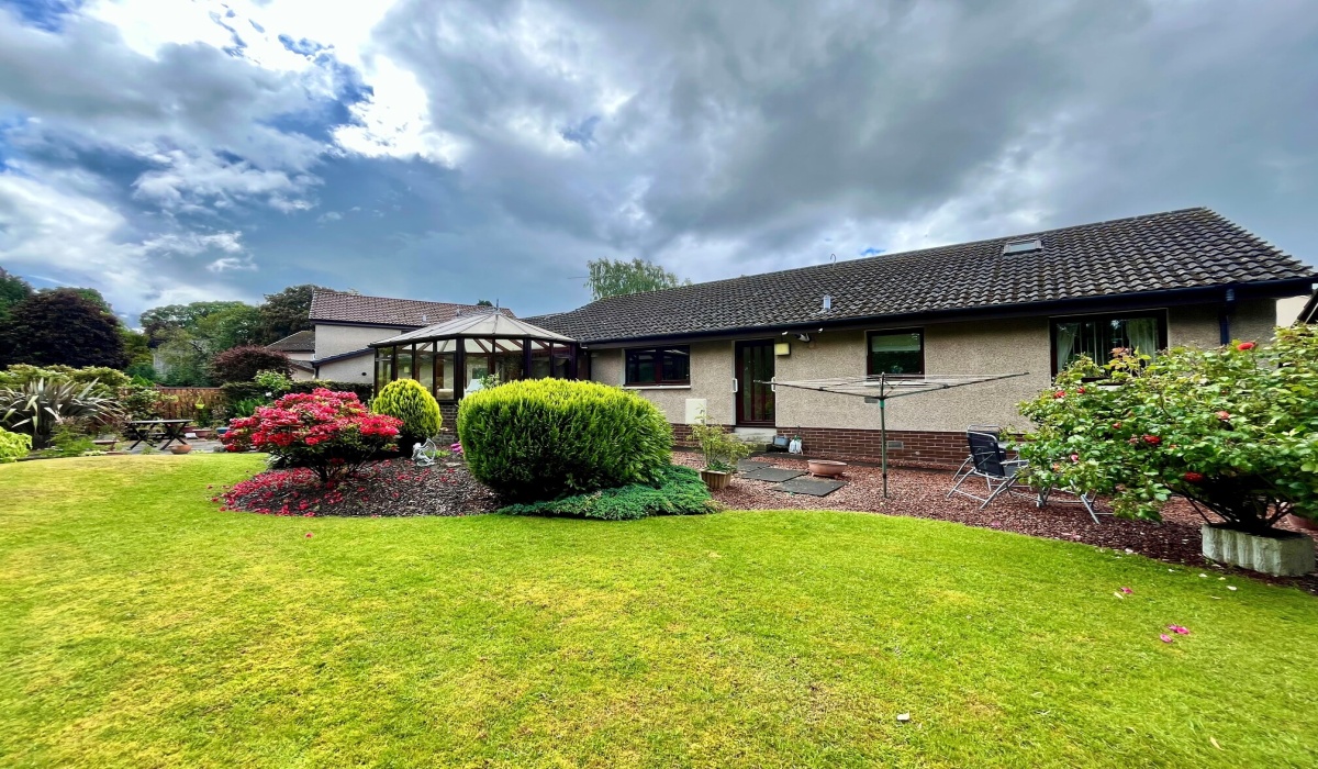 5 Talman Gardens, Polmont, Falkirk, 3 Bedrooms Bedrooms, ,2 BathroomsBathrooms,Detached Bungalow,Under offer,Talman Gardens,1571