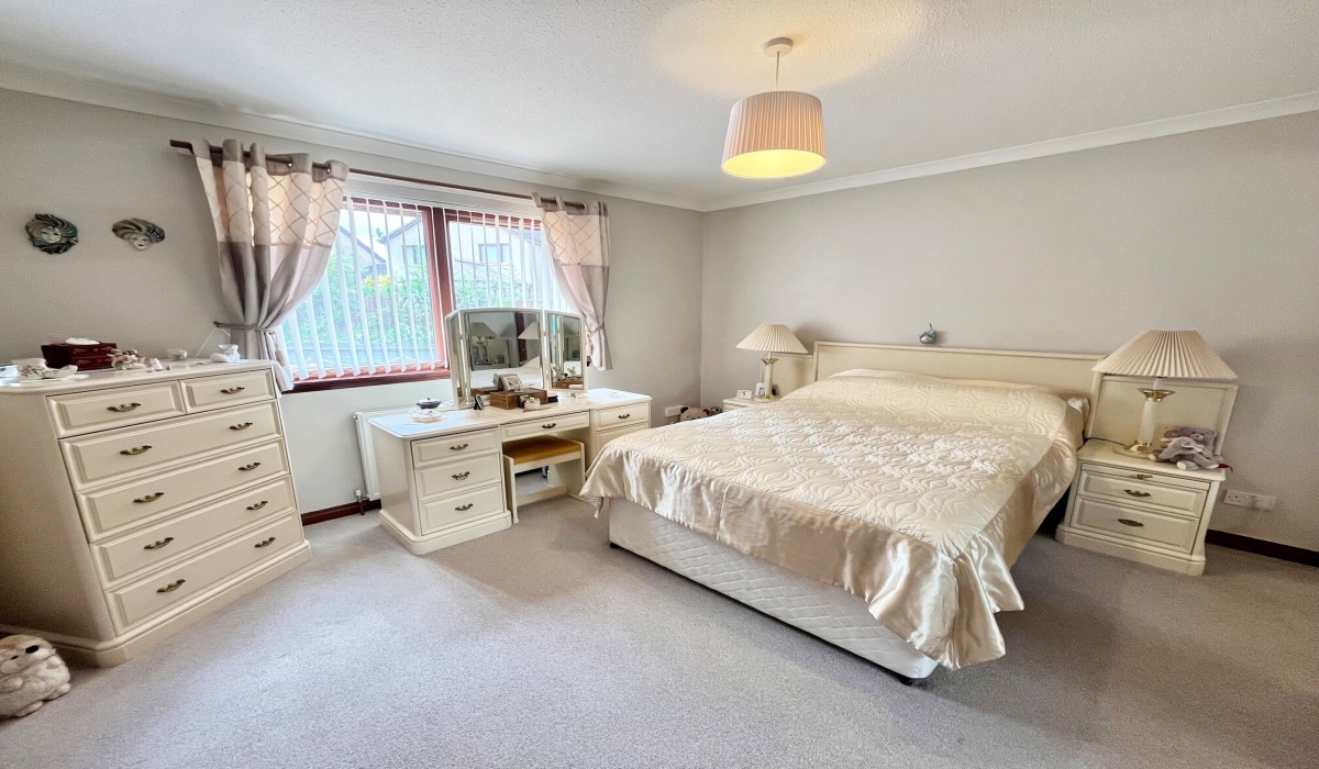 5 Talman Gardens, Polmont, Falkirk, 3 Bedrooms Bedrooms, ,2 BathroomsBathrooms,Detached Bungalow,Under offer,Talman Gardens,1571