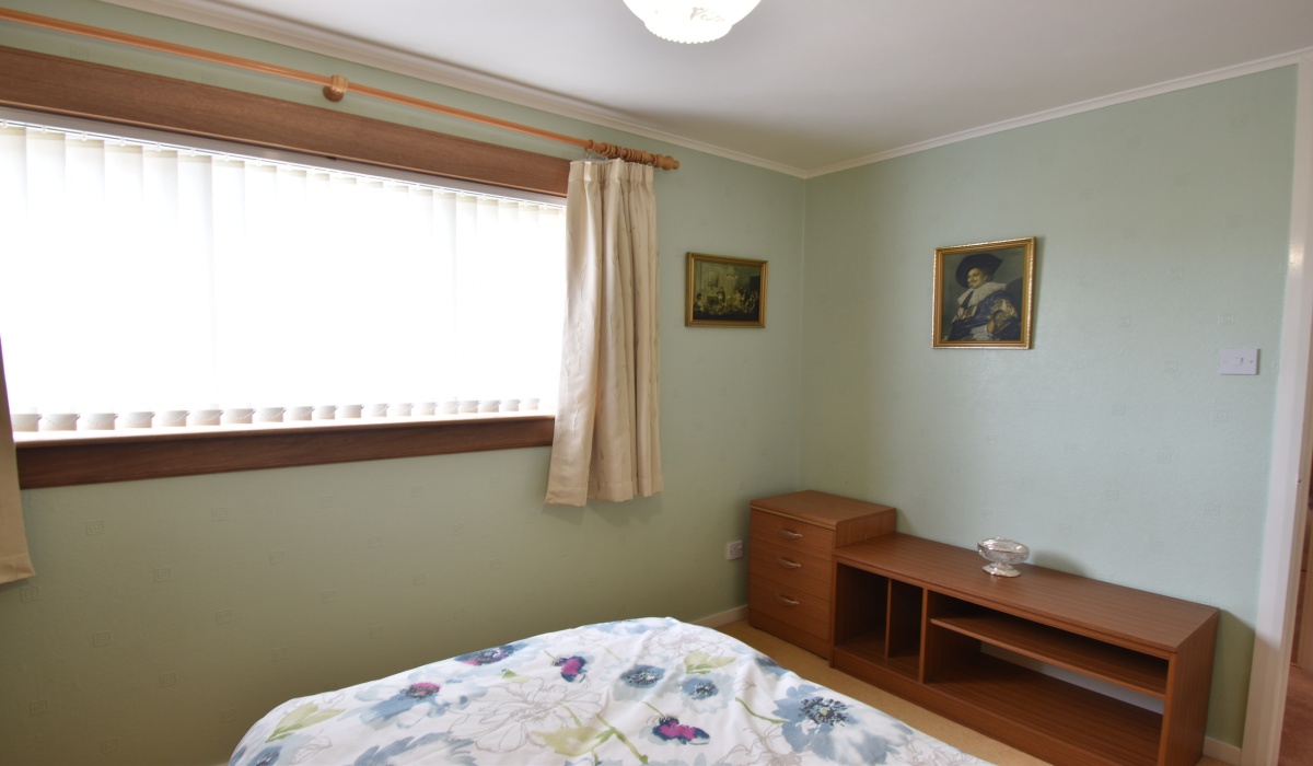4 Beauly Drive, Livingston, 4 Bedrooms Bedrooms, ,2 BathroomsBathrooms,End Terraced Villa,For Sale,Beauly Drive,1580
