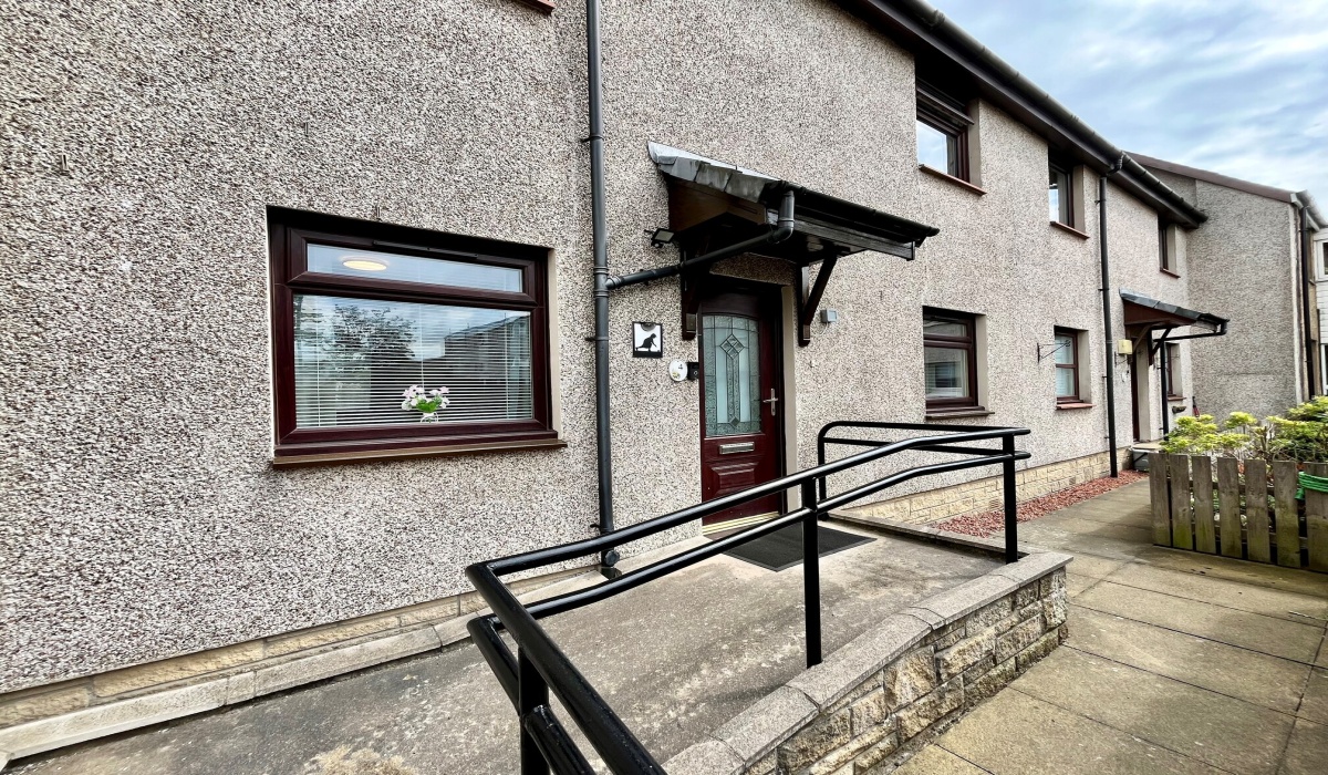 4 Mathew Court, Grangemouth, 2 Bedrooms Bedrooms, ,1 BathroomBathrooms,Lower Flat,For Sale,Mathew Court,1583