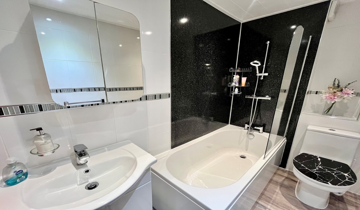 4 Mathew Court, Grangemouth, 2 Bedrooms Bedrooms, ,1 BathroomBathrooms,Lower Flat,For Sale,Mathew Court,1583