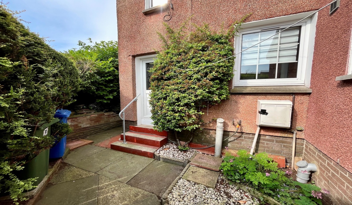 10 Whitehill Road, Blackburn, 3 Bedrooms Bedrooms, ,2 BathroomsBathrooms,End Terraced Villa,For Sale,Whitehill Road,1585