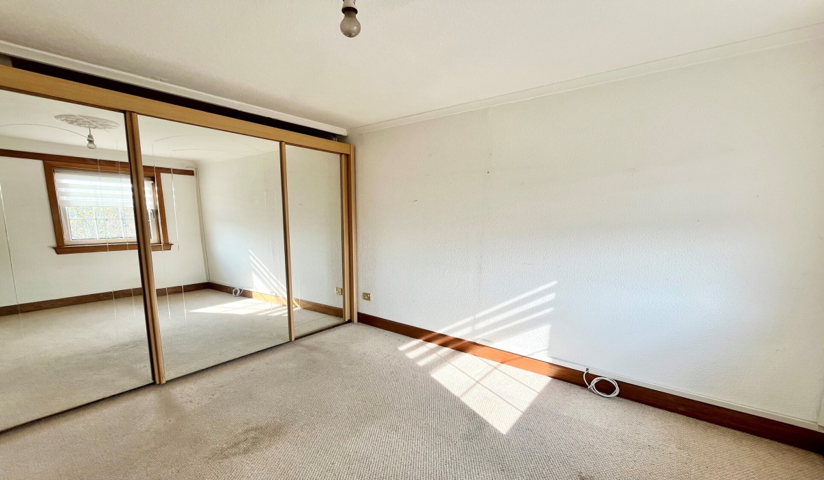 10 Whitehill Road, Blackburn, 3 Bedrooms Bedrooms, ,2 BathroomsBathrooms,End Terraced Villa,For Sale,Whitehill Road,1585