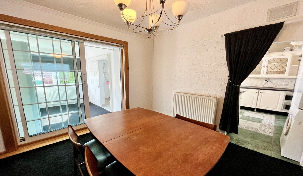 10 Whitehill Road, Blackburn, 3 Bedrooms Bedrooms, ,2 BathroomsBathrooms,End Terraced Villa,For Sale,Whitehill Road,1585