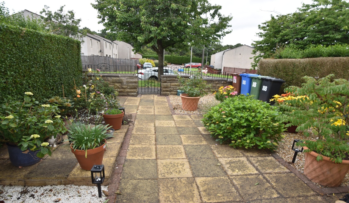 88 Lenzie Avenue, Livingston, 3 Bedrooms Bedrooms, ,2 BathroomsBathrooms,Terraced,For Sale,Lenzie Avenue,1587