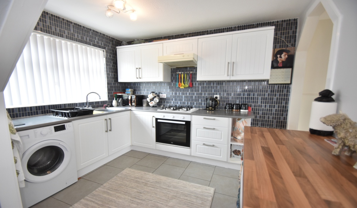 88 Lenzie Avenue, Livingston, 3 Bedrooms Bedrooms, ,2 BathroomsBathrooms,Terraced,For Sale,Lenzie Avenue,1587